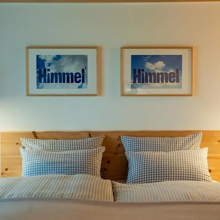 Heimatel - A Huesle 木屋 *